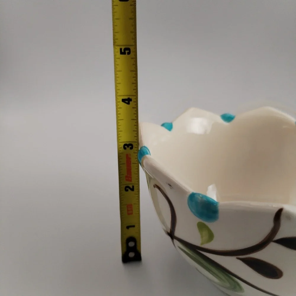 Vida by Eva Mendes for España JARDINE‎ Handcrafted Scalloped Floral Bowl 4.75